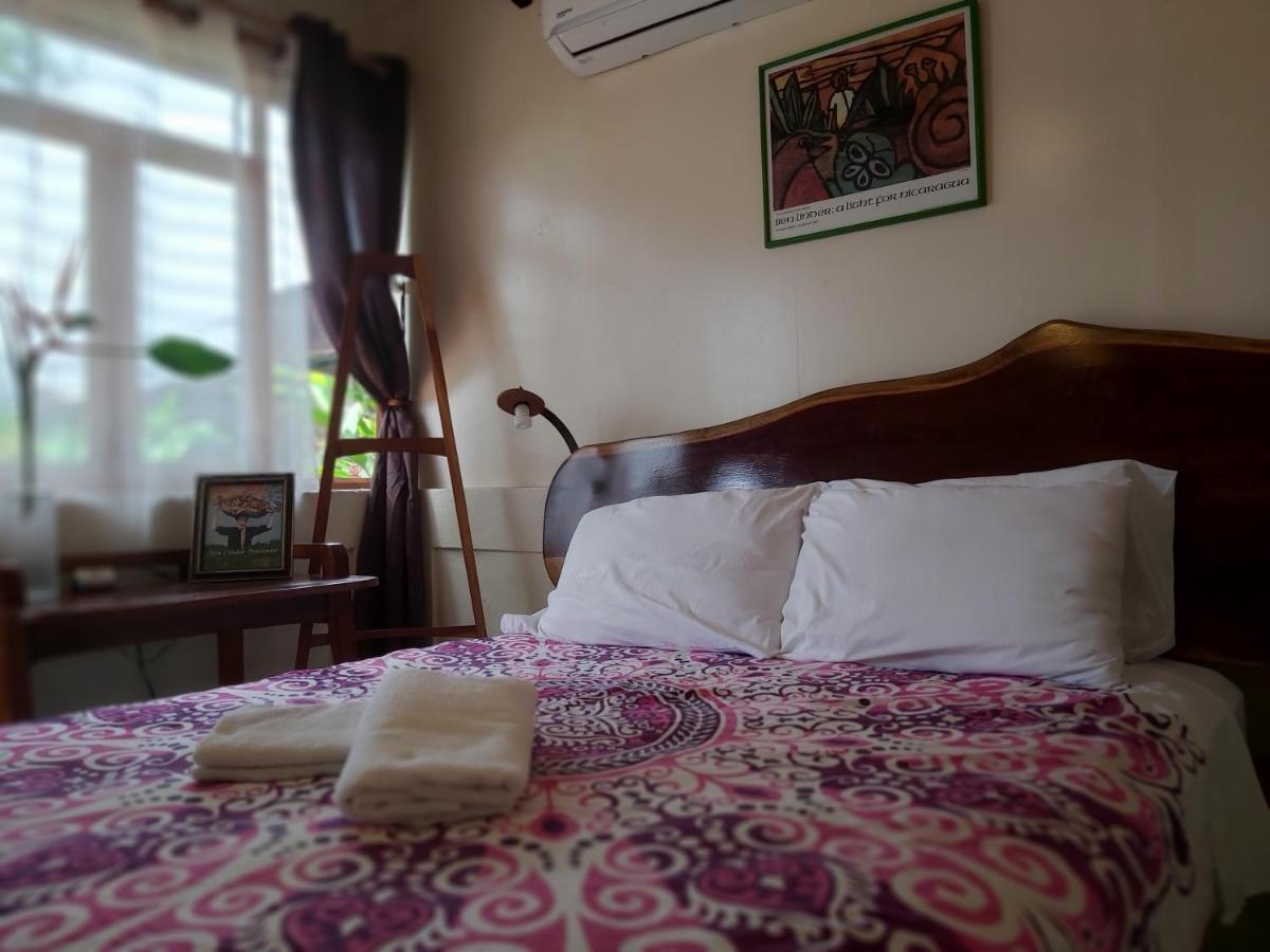Casa Benjamin Linder Hotel Managua Bagian luar foto