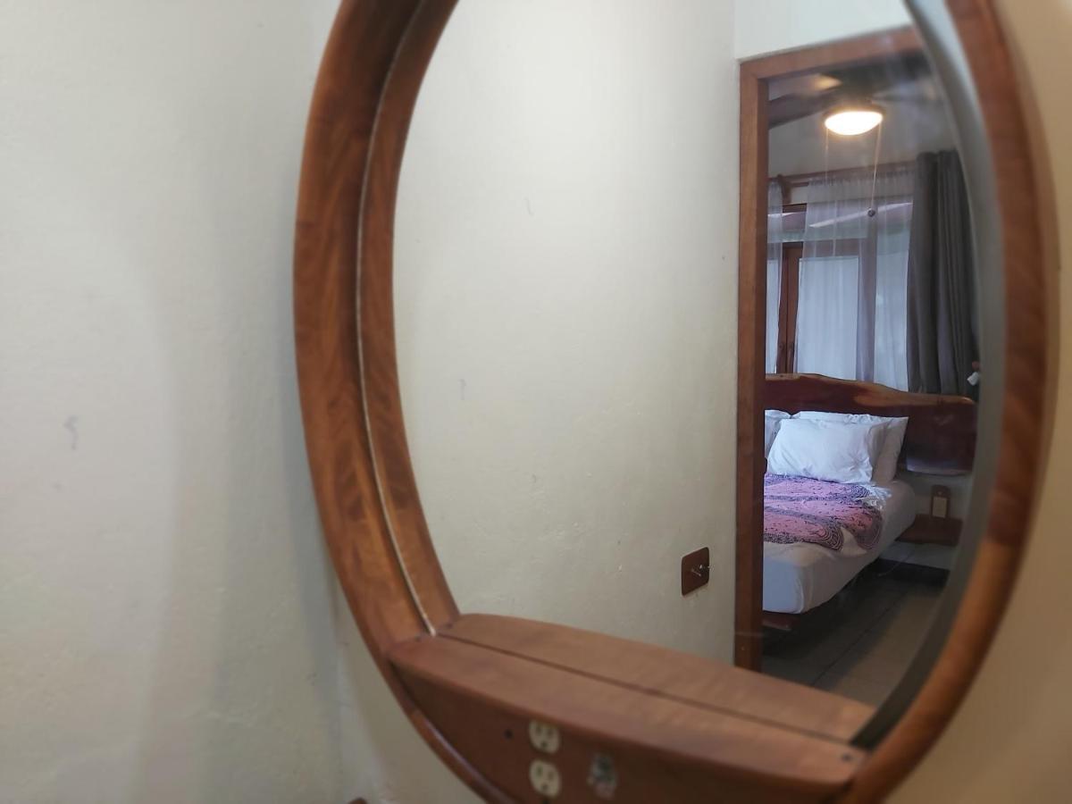 Casa Benjamin Linder Hotel Managua Bagian luar foto